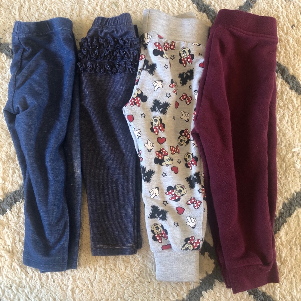 4 pairs of pants. 2 leggings 2 sweat pants bundle.